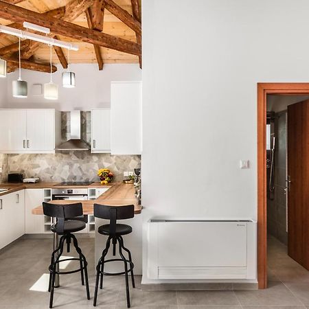 Eloise Apartments Ágios Matthaíos Kültér fotó