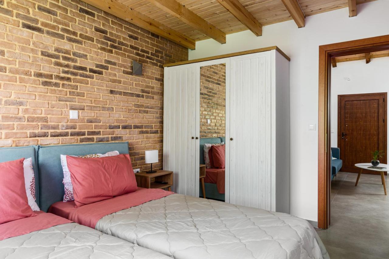 Eloise Apartments Ágios Matthaíos Kültér fotó